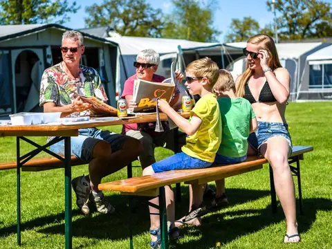Camping De Ikeleane