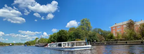 Wohnmobilstellplatz Alter Emder Binnenhafen
