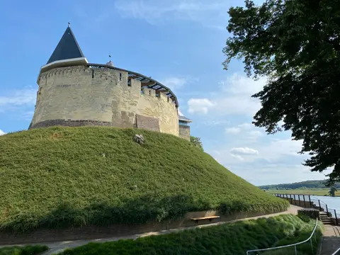 Den Aenstoot