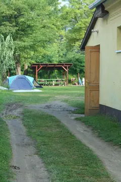 Doborgazszigeti Kiskocsma Kemping