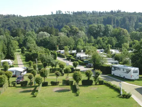 Gutshof Camping Badhütten