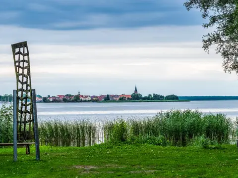 Stellplatz am Hafen Altwarp
