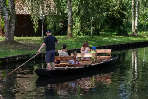 Spreewald Caravan- und Wohnmobilpark "Dammstraße"