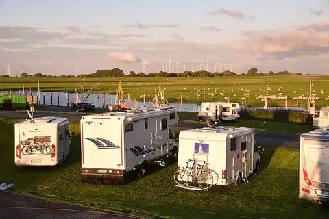 Wohnmobilstellplatz an der Nordseestraße