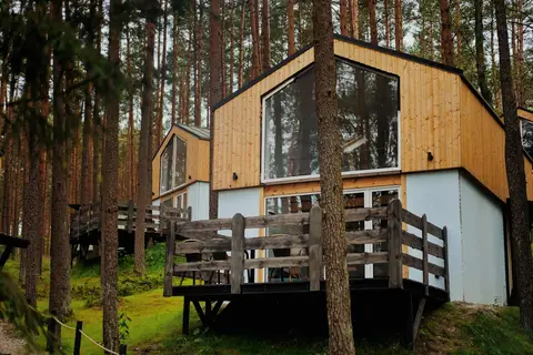 BABILON HOME&FAMILY - domki w Borach Tucholskich