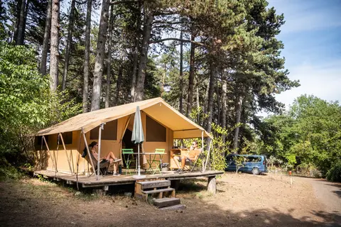 Huttopia Camping Divonne les Bains