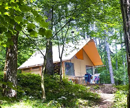Huttopia Camping Divonne les Bains