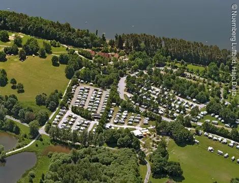 Reisemobilhafen Badehalbinsel Absberg