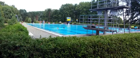 Waldbad und Campingplatz Dähre