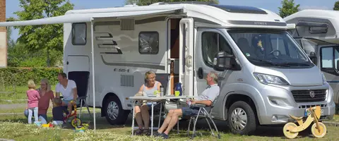 Reisemobilstellplatz am Zierker See
