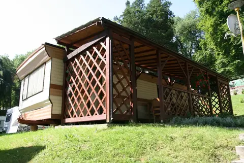 Auto-Camping Park