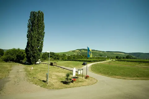 Reisemobilplatz An den 2 Pappeln