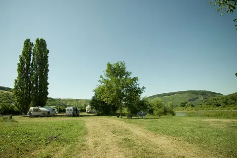 Reisemobilplatz An den 2 Pappeln
