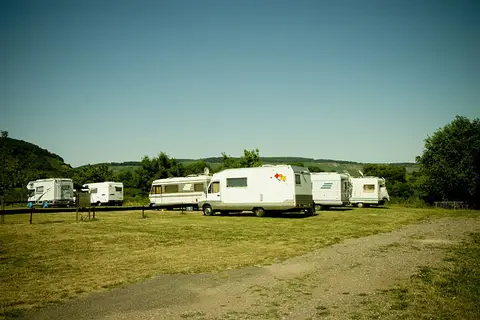 Reisemobilplatz An den 2 Pappeln