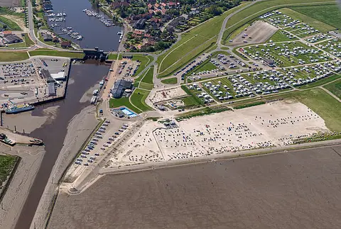 Wohnmobilhafen an der Mole Harlesiel