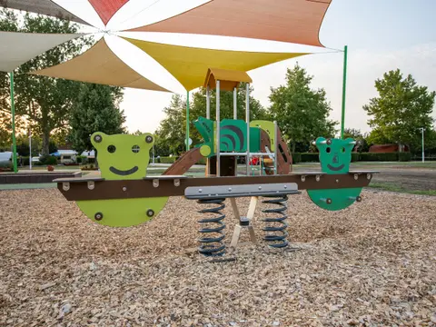 Várkert Termál Camping