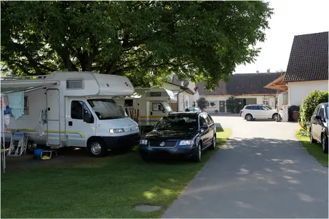 Camping Nell