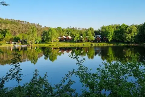 Chatky Zrůbek