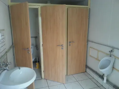 Pod mostem