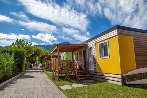 Camping Mario Village