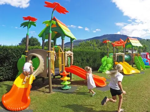 Camping Mario Village