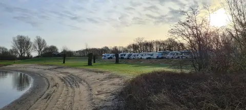 Camperpark - Jachthaven 't Eiland