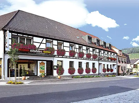 Reisemobilstellplatz am Festplatz