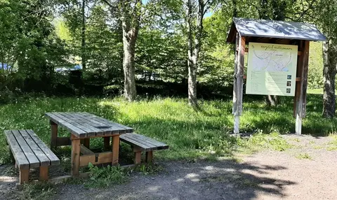 Wohnmobilstellplatz an der Weiherhalle