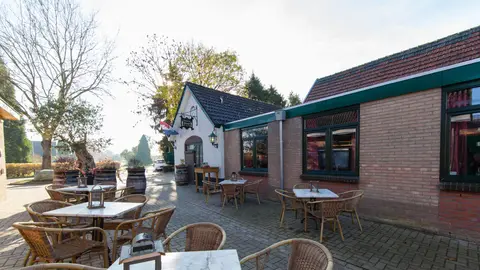 De Aerdtse Wacht Camping