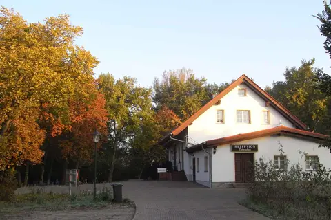 Buhnenhaus Camping