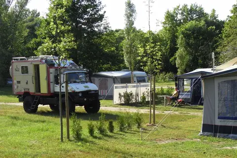 Buhnenhaus Camping