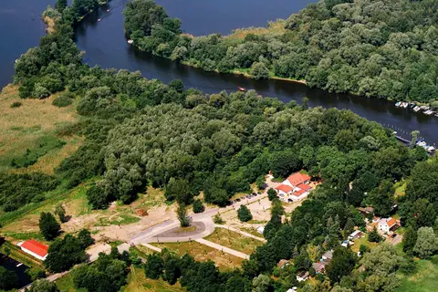 Buhnenhaus Camping