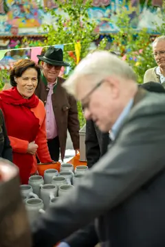 Parkplatz Mainüberdachung am Hohenzollernring